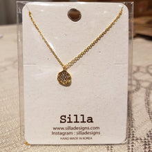 Load image into Gallery viewer, Cubic Zirconia Wax Seal Necklace