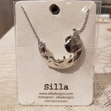 Load image into Gallery viewer, Driftwood Necklace