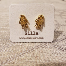 Load image into Gallery viewer, Astronaut Earrings
